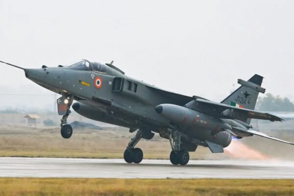 ‘पाकिस्तानी घुसपैठियों को बाहर निकालने का लक्ष्य रखा गया’: IAF क्यों ऑपरेशन Safed Sagar ऐतिहासिक था भारत समाचार