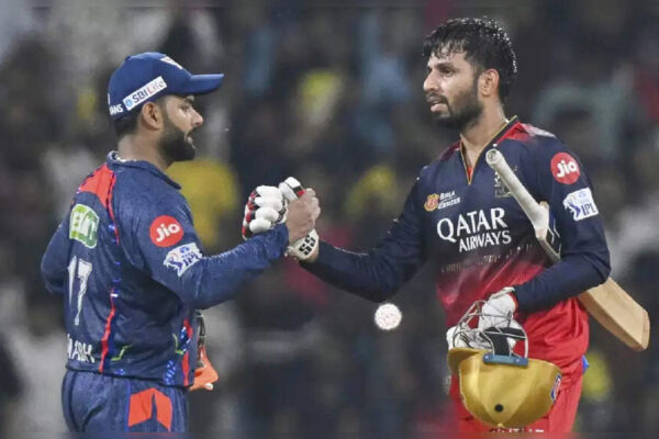 IPL 2025: Jitesh Sharma ने RCB की थंपिंग जीत में एमएस धोनी का रिकॉर्ड तोड़ दिया | क्रिकेट समाचार