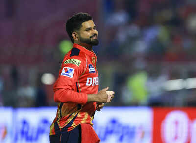 श्रेयस अय्यर और पीबीकेएस टीम ने एमआई के खिलाफ आईपीएल मैच के बाद बीसीसीआई द्वारा भारी जुर्माना सौंपा | क्रिकेट समाचार