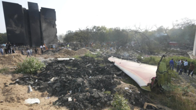 अहमदाबाद विमान दुर्घटना: भारत में सबसे खराब एकल विमान दुर्घटना में बोर्ड पर 242 में से 241, जमीन पर टोल बढ़ सकता है भारत समाचार