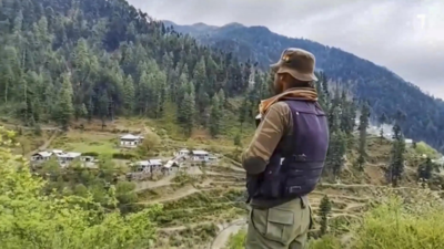 J & K: किश्तवार ऑपरेशन डे 3 में प्रवेश करता है | भारत समाचार