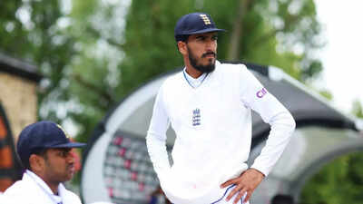 Ind U19 बनाम Eng U19: ‘नौशाद अंकल’ के साथ उनका मार्गदर्शन करते हुए, इंग्लैंड के कप्तान हमजा शेख स्लैम्स सेंचुरी इन यूथ टेस्ट | क्रिकेट समाचार