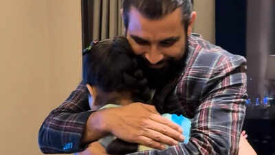 तस्वीरें: मोहम्मद शमी ने गुजारा भरे भुगतान पर कानूनी लड़ाई के बीच बेटी के लिए भावनात्मक जन्मदिन की पोस्ट साझा की – पढ़ें | फील्ड न्यूज से दूर