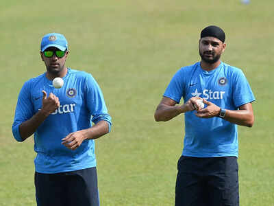 क्या आपको लगता है कि मैं आपसे ईर्ष्या कर रहा हूं? आर अश्विन सवाल हरभजन सिंह, उनकी सेवानिवृत्ति के पीछे का कारण बताता है | क्रिकेट समाचार