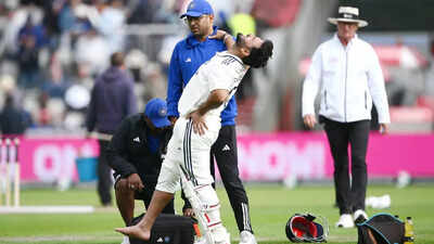 Ind बनाम Eng | ‘वह केवल खुद को दोष देने के लिए है’: ऋषभ पंत की लापरवाह शॉट स्पार्क्स डिबेट | क्रिकेट समाचार