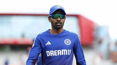 961 दिन की प्रतीक्षा: अभिमन्यु ईशवरन ने बेंच को गर्म कर दिया क्योंकि अन्य अन्य दौड़ उसके आगे की दौड़ | क्रिकेट समाचार