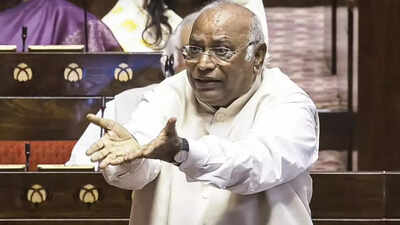 बिहार सर पंक्ति: मल्लिकरजुन खरगे राज्यसभा में चर्चा चाहते हैं; डिप्टी चेयरमैन हरिवंश को लिखते हैं | भारत समाचार