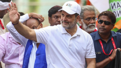 ‘अंतिम एलएस पोल के परिणाम हेरफेर किए गए’: बिहार रैली में राहुल गांधी; बीजेपी, ईसी के खिलाफ ‘वोट चोर’ चार्ज पर डबल्स | भारत समाचार