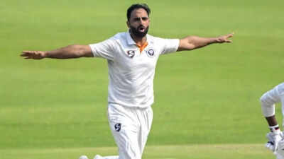 अभिलेख! भारत पेसर औकीब नबी इतिहास बनाता है, दुर्लभ मील का पत्थर प्राप्त करने के लिए पांच विकेट की चटनी हुई है क्रिकेट समाचार