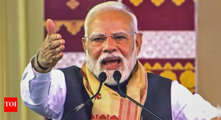 असम: पीएम मोदी ने कांग्रेस, नेहरू में हिट किया; आर्मी पर आतंकवादियों का समर्थन करने की पार्टी का आरोप | भारत समाचार