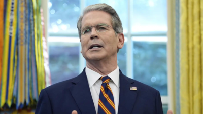 ‘उम्मीद है कि यूरोपीय लोग अपना हिस्सा अब करते हैं’: यूएस चीन टैरिफ पर वापस आ जाता है; Bessent का कहना है कि यूरोप को पहले रूसी तेल पर काम करना चाहिए