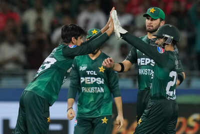 पौराणिक पाकिस्तानी पेसर स्लैम क्रिकेटर: ‘इस आदमी को बेंच करने की जरूरत है’ | क्रिकेट समाचार