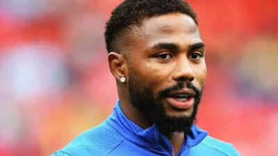 पूर्व-नॉटिंघम वन स्ट्राइकर इमैनुएल डेनिस अल-शबाब के साथ बातचीत में: रिपोर्ट | सऊदी फुटबॉल समाचार