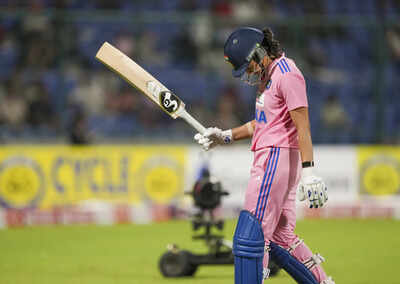 Ind vs Aus, 3rd Wodi: Smriti Mandhana Hericains In Vain, ऑस्ट्रेलिया ने भारत को 781 रन के चक्कर में जेब श्रृंखला 2-1 से हराया। क्रिकेट समाचार