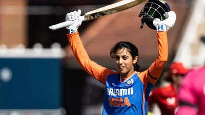 SMRITI MANDHANA: भारत का अजेय बल विश्व कप में बढ़ रहा है 2025 | क्रिकेट समाचार