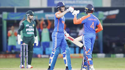 ‘मार्ना बनाम रागद रागद के ढोना’: भारत के बाद पूर्व-क्रिकेटर की उग्र प्रतिक्रिया पाकिस्तान के थ्रैश | क्रिकेट समाचार