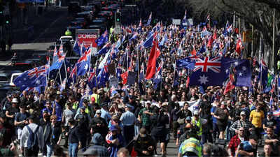 द न्यू नेशनलिज्म: मस्क, मेलोनी, और द राइज ऑफ इमिग्रेशन बयानबाजी | विश्व समाचार