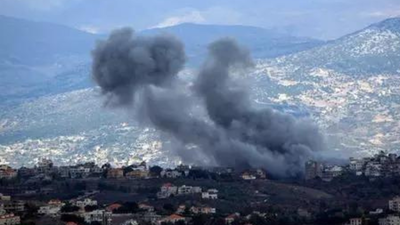 सीमा पर तनाव बढ़ा: तालिबान का कहना, सीमावर्ती इलाकों में पाकिस्तान के खिलाफ ‘भारी झड़पें’; इसे ‘हवाई हमले का प्रतिशोध’ बताया