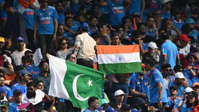 IND vs PAK: भारत से मुकाबले से पहले पाकिस्तान हॉकी ने जारी की चेतावनी: ‘अगर भारतीय खिलाड़ी हाथ नहीं मिलाएंगे…’ | हॉकी समाचार