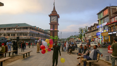 केंद्र सुप्रीम कोर्ट में: राज्य का दर्जा बहाली पर जम्मू-कश्मीर सरकार के साथ बातचीत कर रहा है | भारत समाचार
