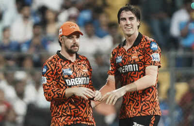 ‘केवल ऑस्ट्रेलियाई ही ऐसा कर सकते हैं’: पूर्व भारतीय क्रिकेटर ने पैट कमिंस, ट्रैविस हेड द्वारा बड़े पैमाने पर वेतन दिवस की रिपोर्ट को खारिज करने पर प्रतिक्रिया व्यक्त की | क्रिकेट समाचार