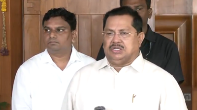 महाराष्ट्र डॉक्टर बलात्कार-आत्महत्या: सतारा मामले पर कांग्रेस ने राज्य सरकार की आलोचना की; गृह विभाग का दावा ‘दिवालिया’ | भारत समाचार